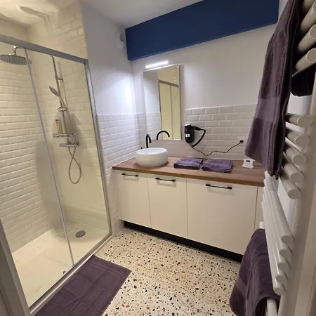 Διαμέρισμα Au 8 Du